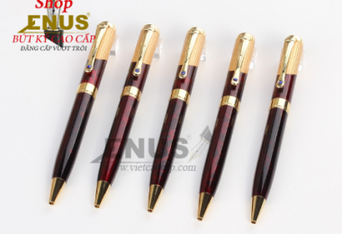 BÚT QC 102