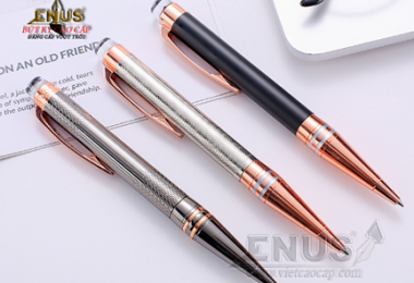 BÚT QC 132